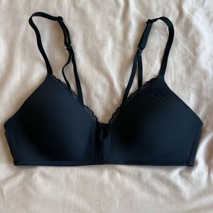 Aerie Black Wireless Lace Trim Bra
